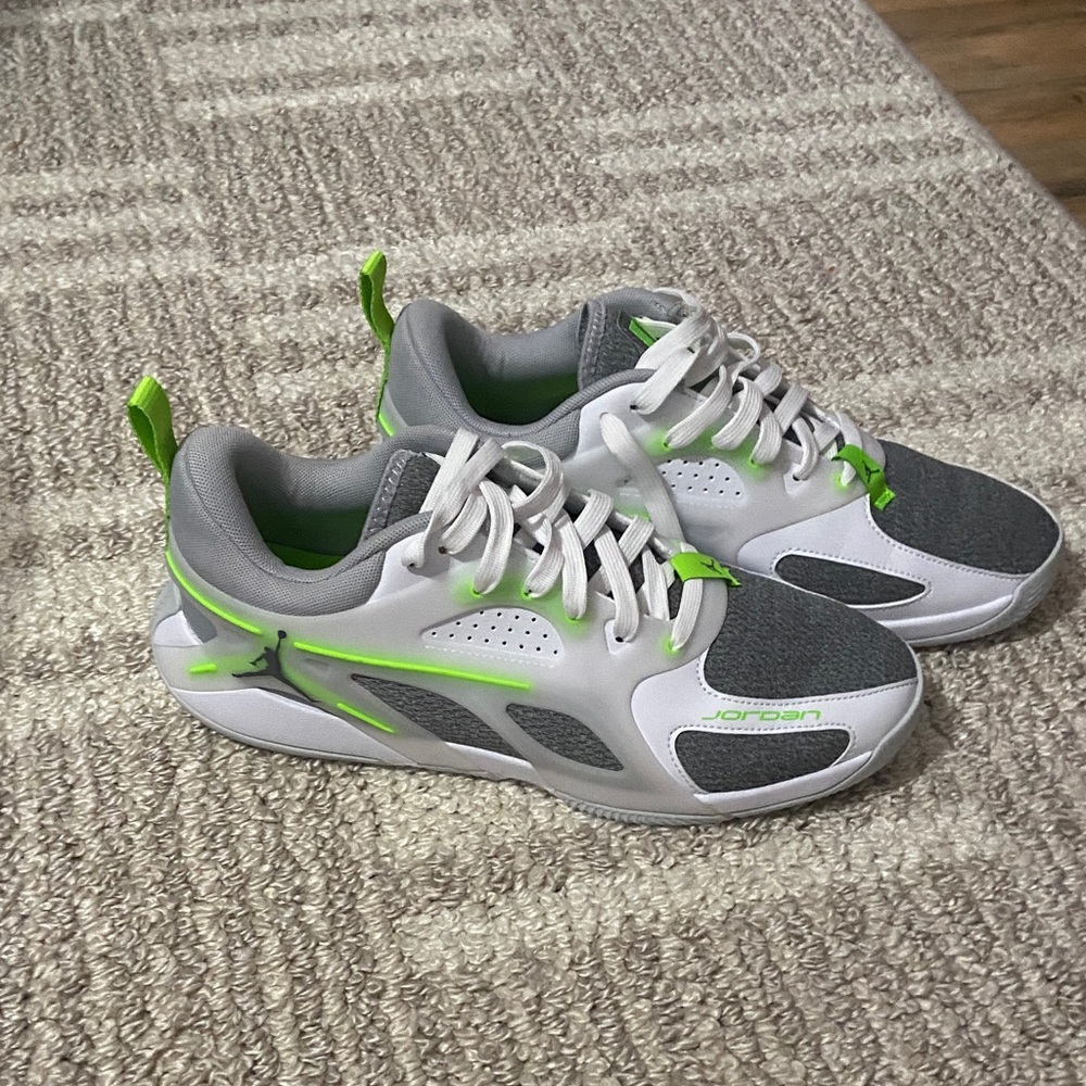 Jordan Heir Electric Green Shoes